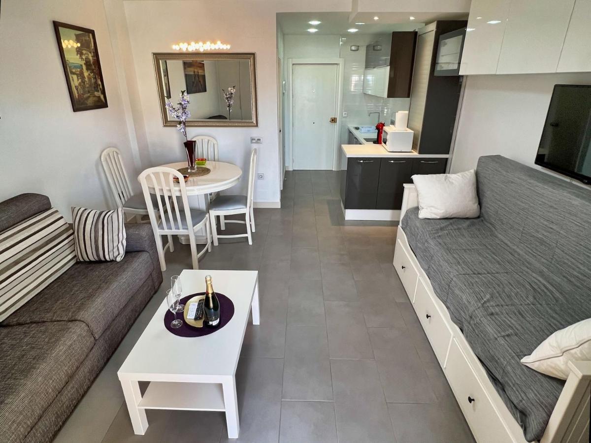 Benalbeach Playa - Estudio En Benalmadena Luaran gambar